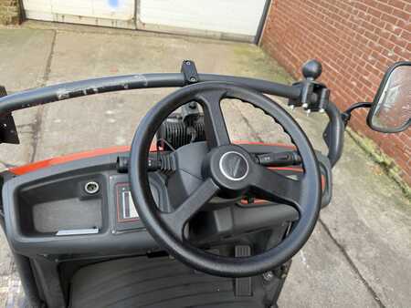 Trainatori  Linde P80 (8)