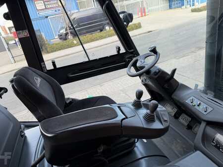 Electric - 4 wheels 2018  Linde E80-01/900 (10)