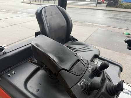 Elektrisk- 3 hjul 2018  Linde E16-02 (10)