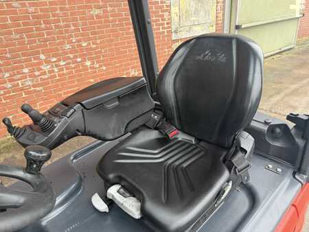 Elektrisk- 3 hjul 2018  Linde E16-02 (7)