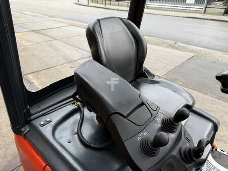 Electric - 3 wheels 2018  Linde E14-02 (10)