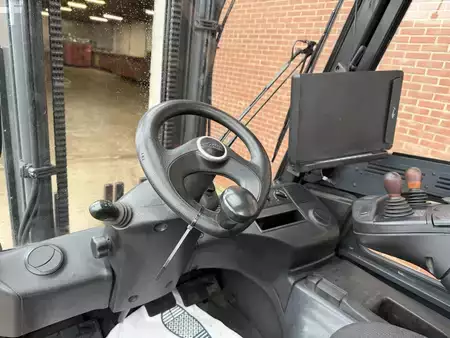 Carrelli elettrici 4 ruote 2020  Linde E30HL-01/600 (8)