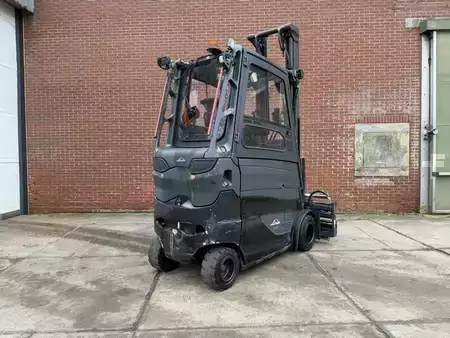 Carrelli elettrici 4 ruote 2020  Linde E30HL-01/600 (3)