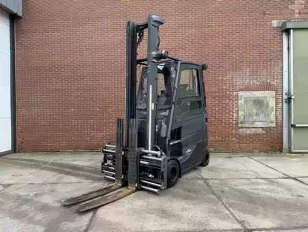 Carrelli elettrici 4 ruote 2020  Linde E30HL-01/600 (4)