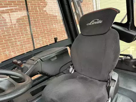 Carrelli elettrici 4 ruote 2020  Linde E30HL-01/600 (8)