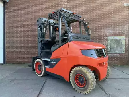 Elektromos 4 kerekű 2020  Linde E70-01 (5)