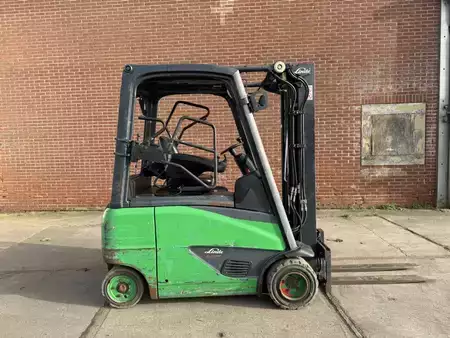 El truck - 4 hjulet 2014  Linde E20PH-02 (2)