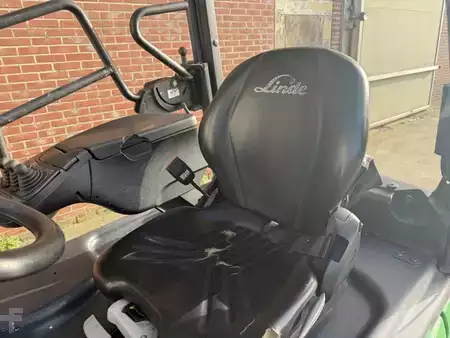 El truck - 4 hjulet 2014  Linde E20PH-02 (7)