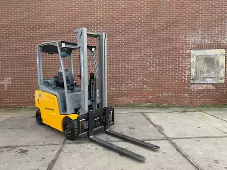 Eléctrico - 4 rodas 2025  Jungheinrich EFG 316k (1)