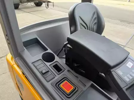 Eléctrico - 4 rodas 2025  Jungheinrich EFG 316k (10)