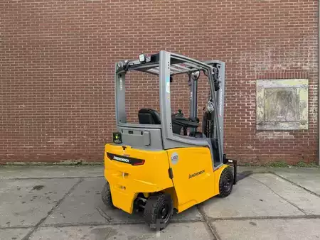 Eléctrico - 4 rodas 2025  Jungheinrich EFG 316k (3)