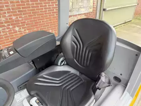 Eléctrico - 4 rodas 2025  Jungheinrich EFG 316k (7)