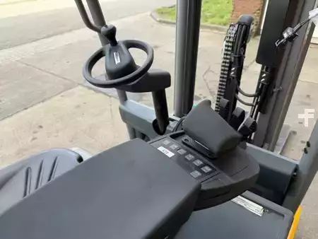 Eléctrico - 4 rodas 2025  Jungheinrich EFG 316k (9)