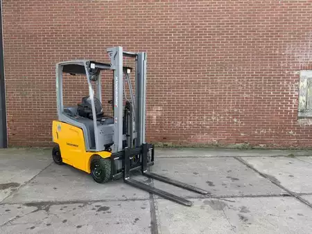 Eléctrico - 4 rodas 2025  Jungheinrich EFG 316k (1)