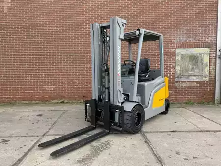 Eléctrico - 4 rodas 2025  Jungheinrich EFG 435 (6)