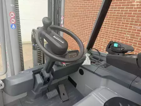 Eléctrico - 4 rodas 2025  Jungheinrich EFG 435 (8)