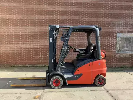 Chariots élévateurs GPL 2020  Linde H18T-01 (6)