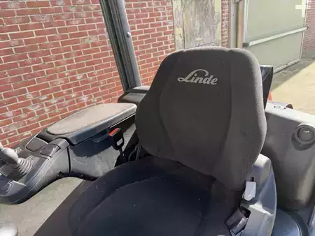 Chariots élévateurs GPL 2020  Linde H18T-01 (7)