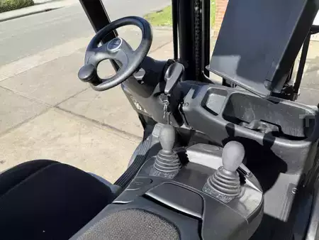 Chariots élévateurs GPL 2020  Linde H18T-01 (9)