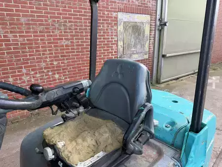 Diesel truck 2008  Mitsubishi FD25N (10)