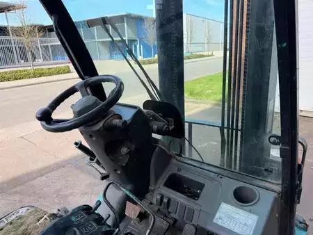 Diesel truck 2008  Mitsubishi FD25N (8)