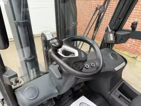 Diesel truck 2020  Linde H30D-01 (9)