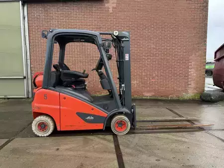 Chariots élévateurs GPL 2020  Linde H18T-01 (2)