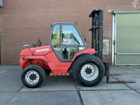 Terrängtruck 2012  Manitou M30-4 (2)