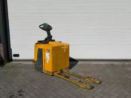 Beállós targonca  Jungheinrich ERE 225 (5)