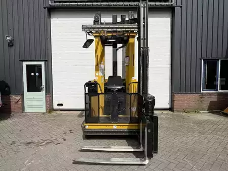 Vertikální vychystávací vozík 2019  Yale MTC13LWB (2)