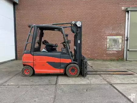 El truck - 4 hjulet 2018  Linde E50HL-01/600 (2)