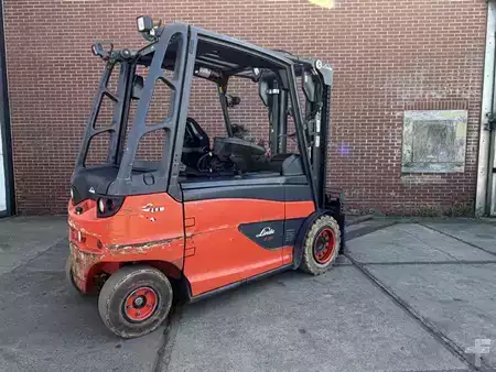 Chariots électriques à 4 roues 2018  Linde E50HL-01 (3)