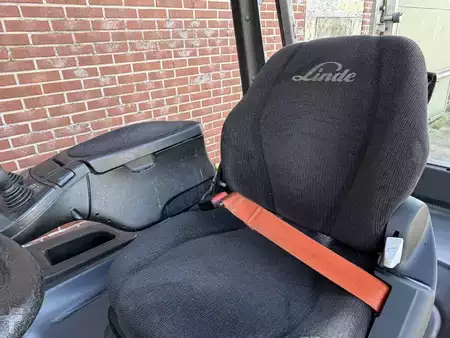 Chariots électriques à 4 roues 2018  Linde E50HL-01 (7)