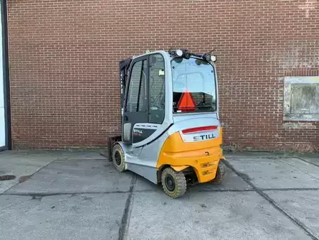 Elektromos 4 kerekű 2019  Still RX 60-25 (5)