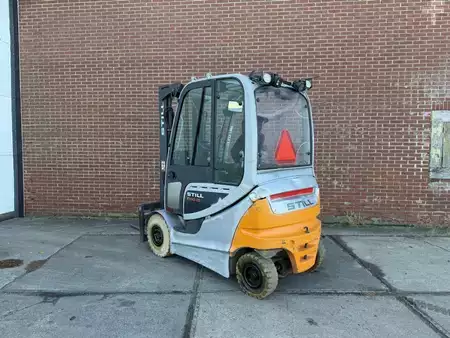 Elektromos 4 kerekű 2019  Still RX 60-25 (4)