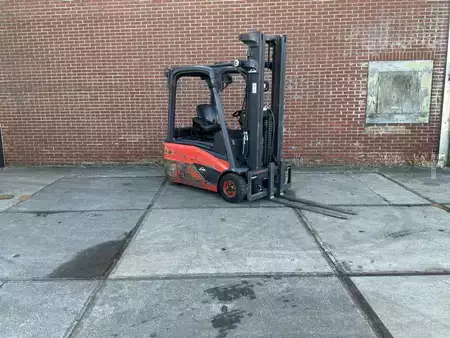 Elektromos 3 kerekű 2021  Linde E16L-02 (1)