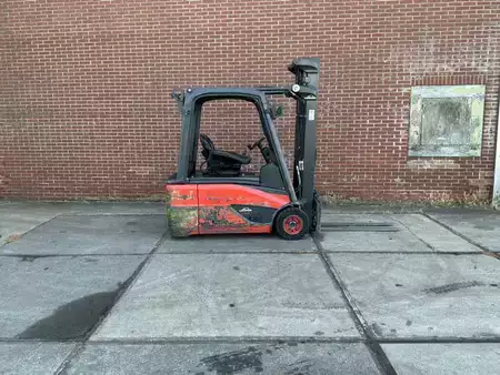 Elektromos 3 kerekű 2021  Linde E16L-02 (7)