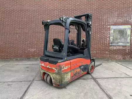 Elektromos 3 kerekű 2021  Linde E16L-02 (3)
