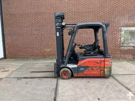 Elektromos 3 kerekű 2021  Linde E16L-02 (6)