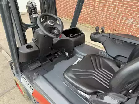 Elektromos 3 kerekű 2021  Linde E16L-02 (8)