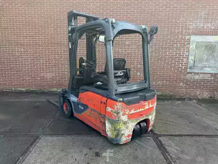 Elektromos 3 kerekű 2021  Linde E16L-02 (5)