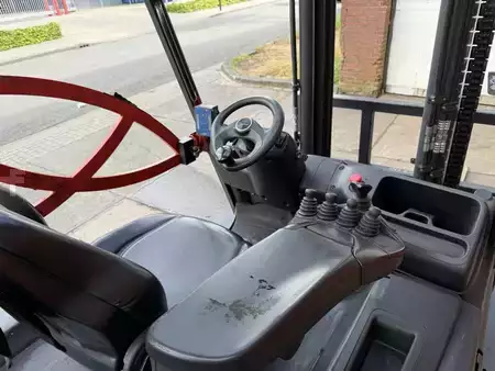 Elektromos 4 kerekű 2017  Linde E40H-01/600 (10)