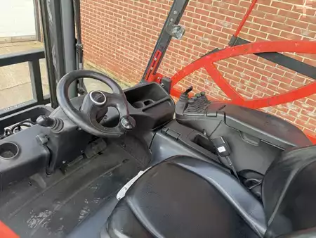 Elektromos 4 kerekű 2017  Linde E40H-01/600 (8)