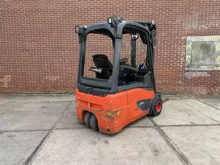 Elektromos 3 kerekű 2015  Linde E18-02 (3)