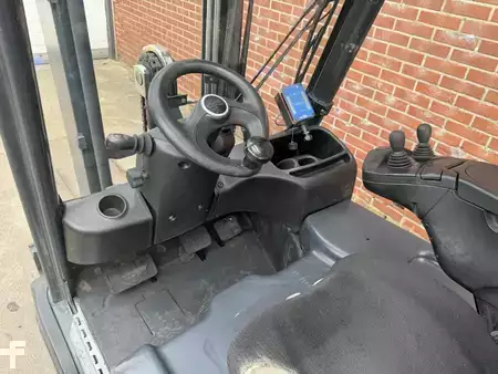 Elektromos 3 kerekű 2015  Linde E18-02 (8)
