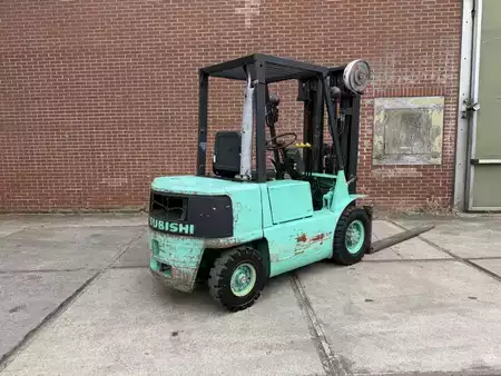 Diesel heftrucks 1990  Mitsubishi FD25-T (3)