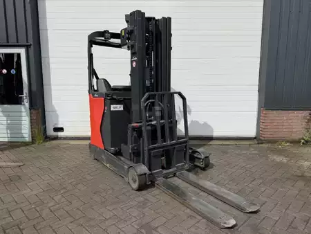 Reachtrucks 2015  Linde R16HD-01 (1)