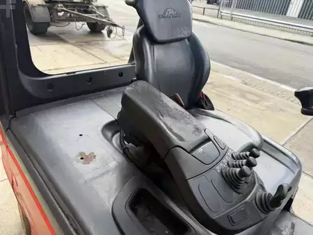 4-wiel elektrische heftrucks 2012  Linde E30HL-01/600 (10)