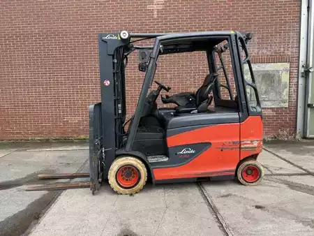 4-wiel elektrische heftrucks 2012  Linde E30HL-01/600 (6)