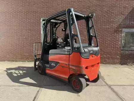 4-wiel elektrische heftrucks 2011  Linde E25HL-01/600 (5)